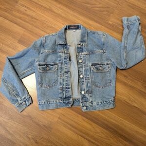 Guess Jeans Cropped Denim Jacket
